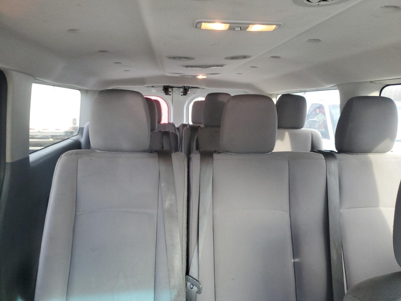 NISSAN NV3500 3500 S