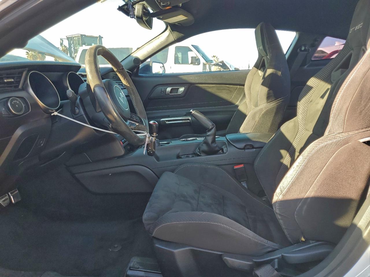 FORD MUSTANG SHELBY GT350