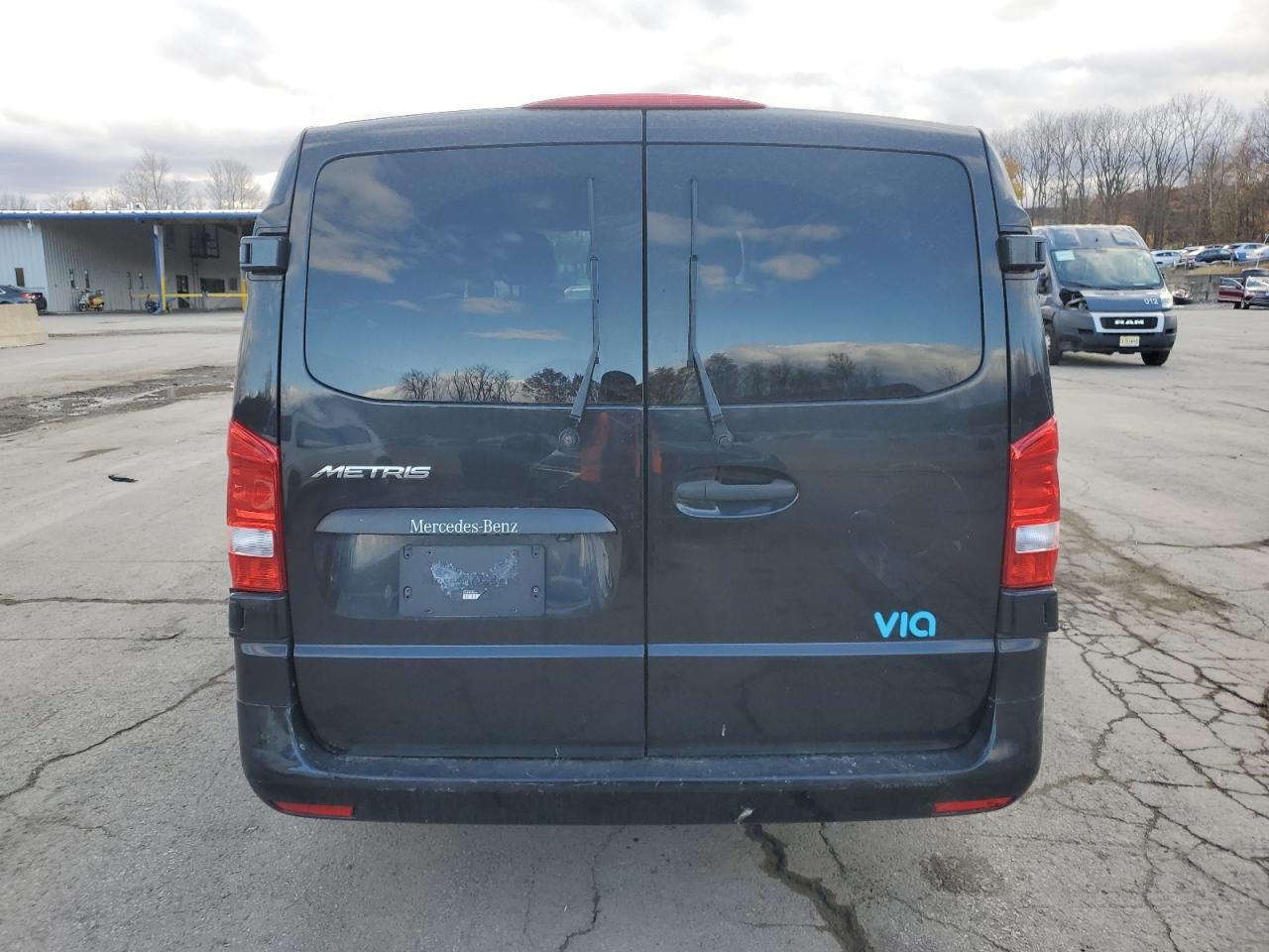 MERCEDES-BENZ METRIS