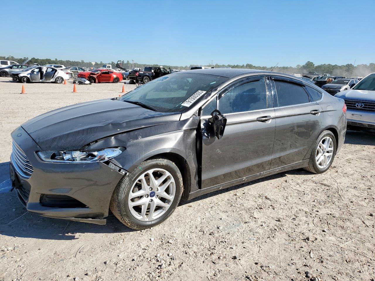 FORD FUSION SE
