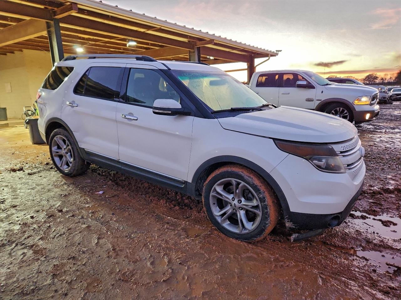 FORD EXPLORER LIMITED