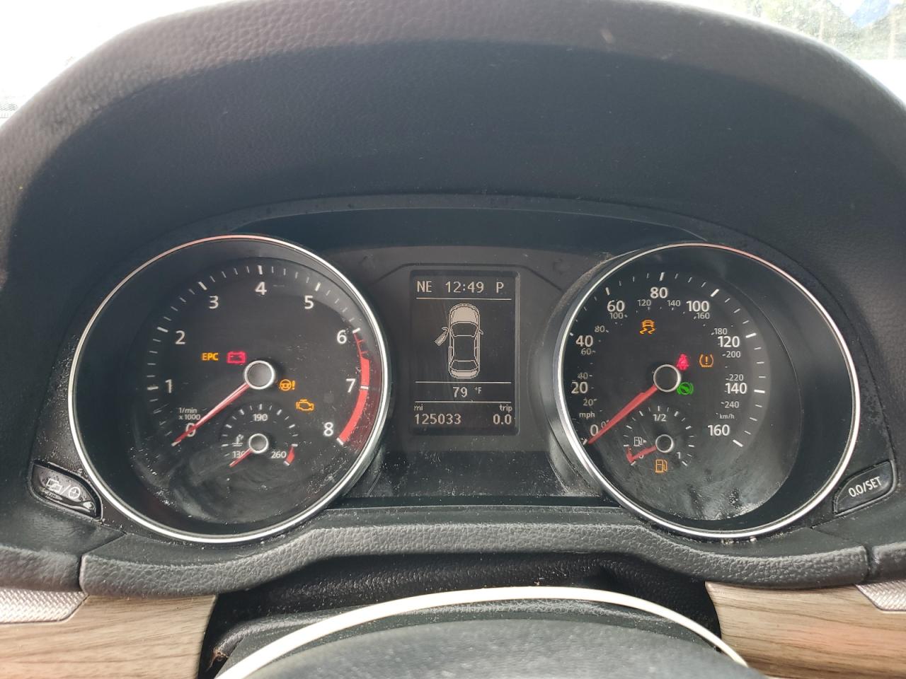 VOLKSWAGEN PASSAT SE