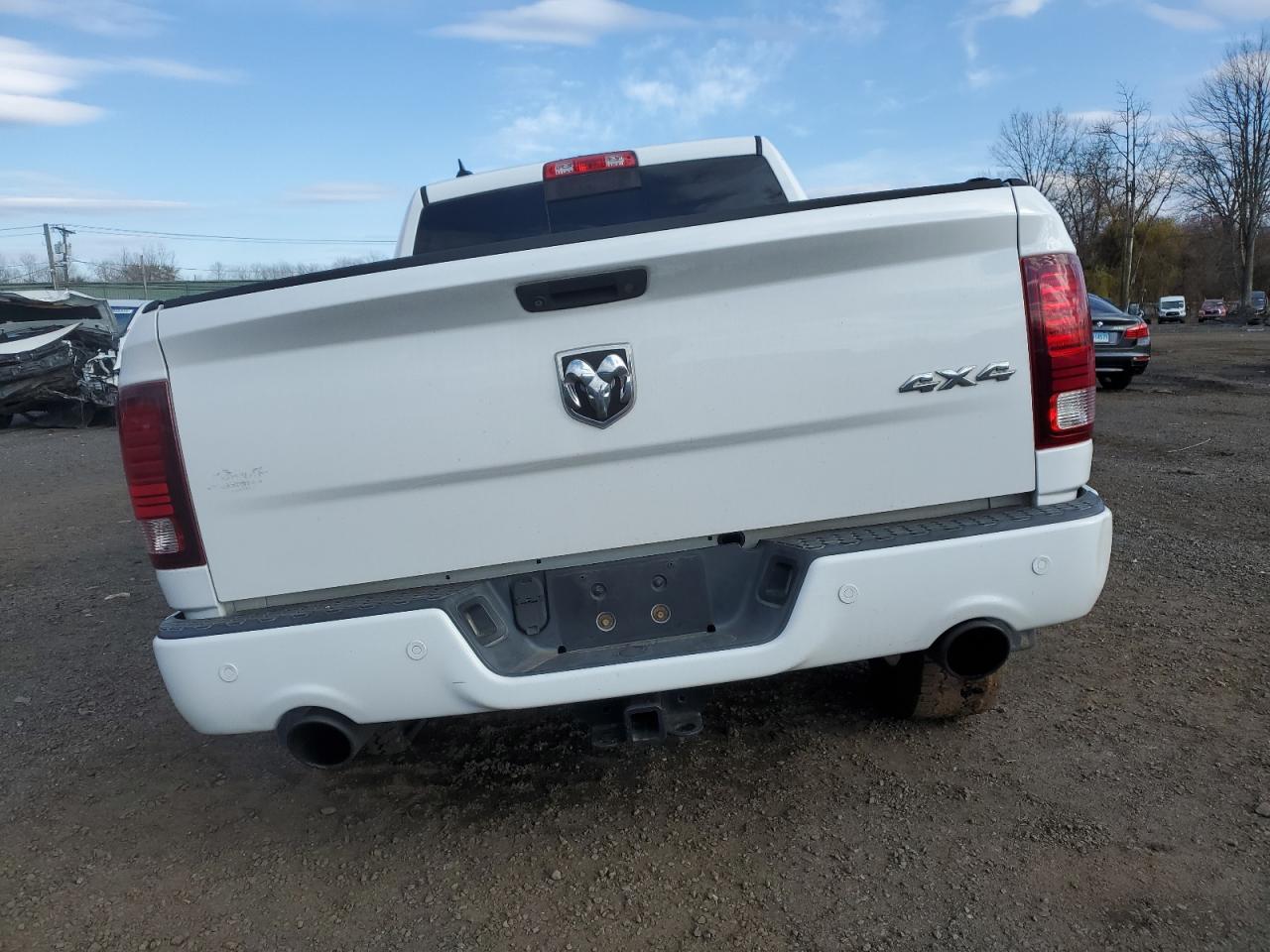 RAM 1500 SPORT