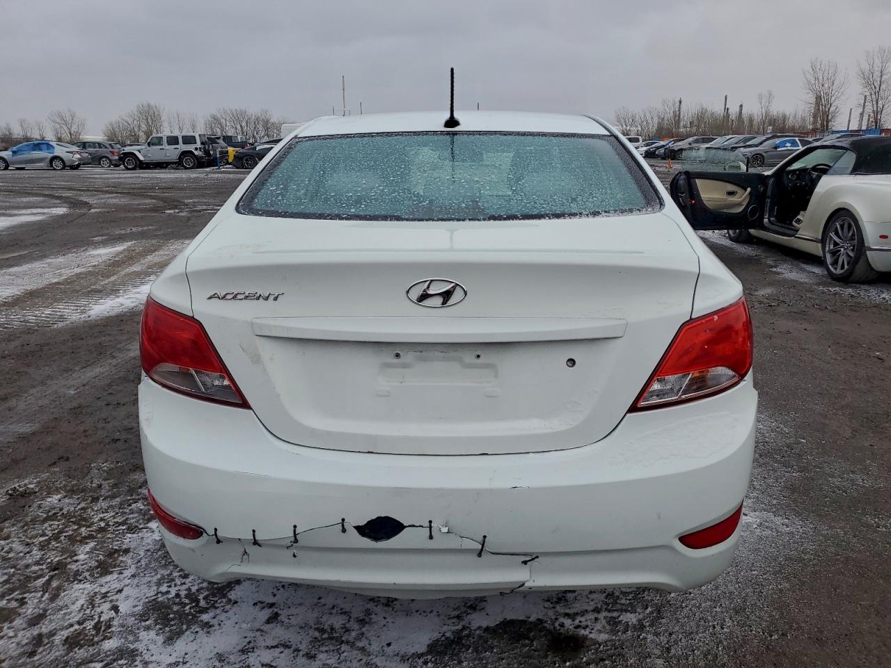 HYUNDAI ACCENT SE