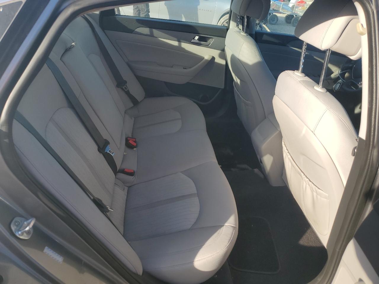 HYUNDAI SONATA HYBRID