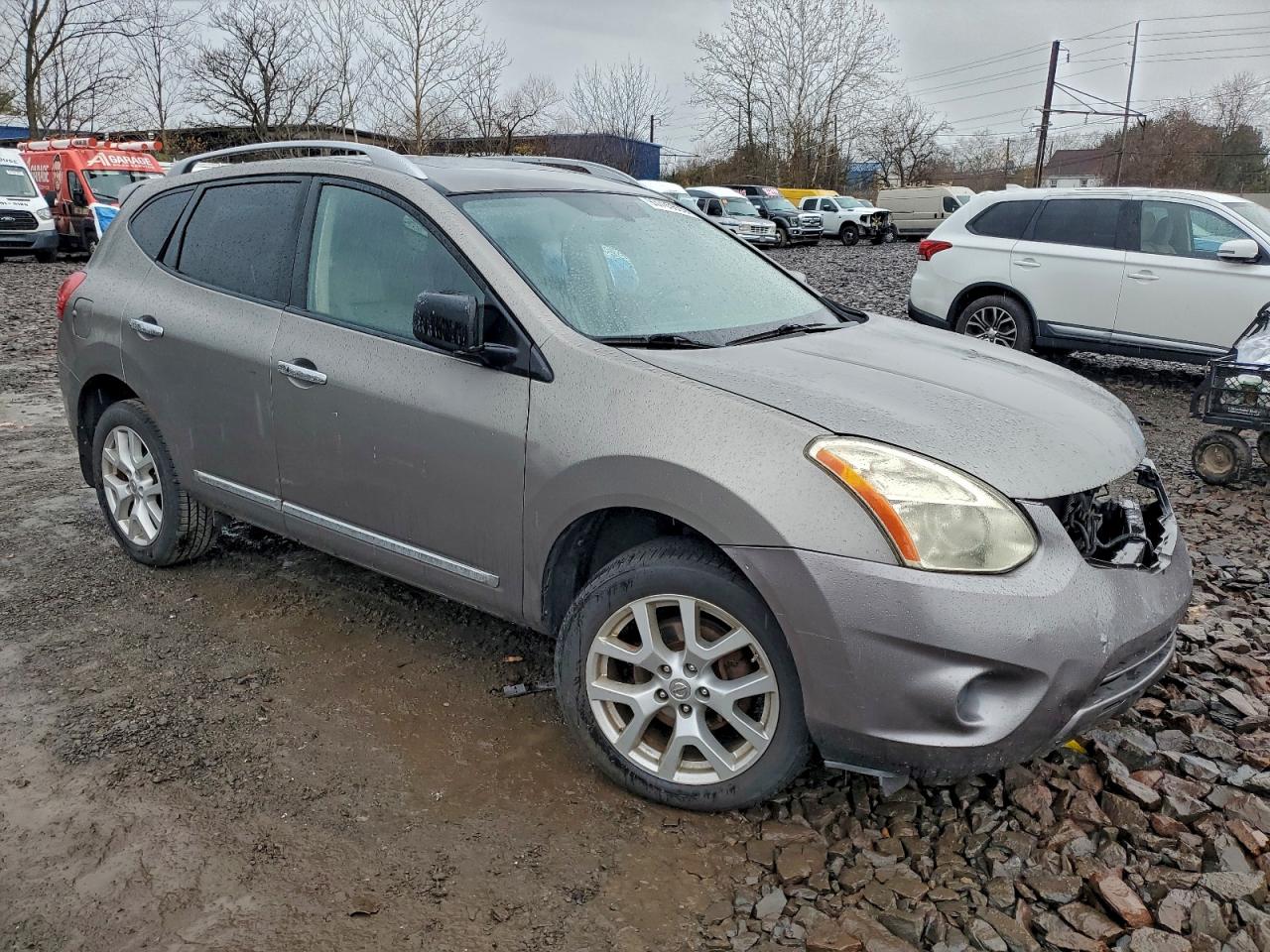 NISSAN ROGUE S