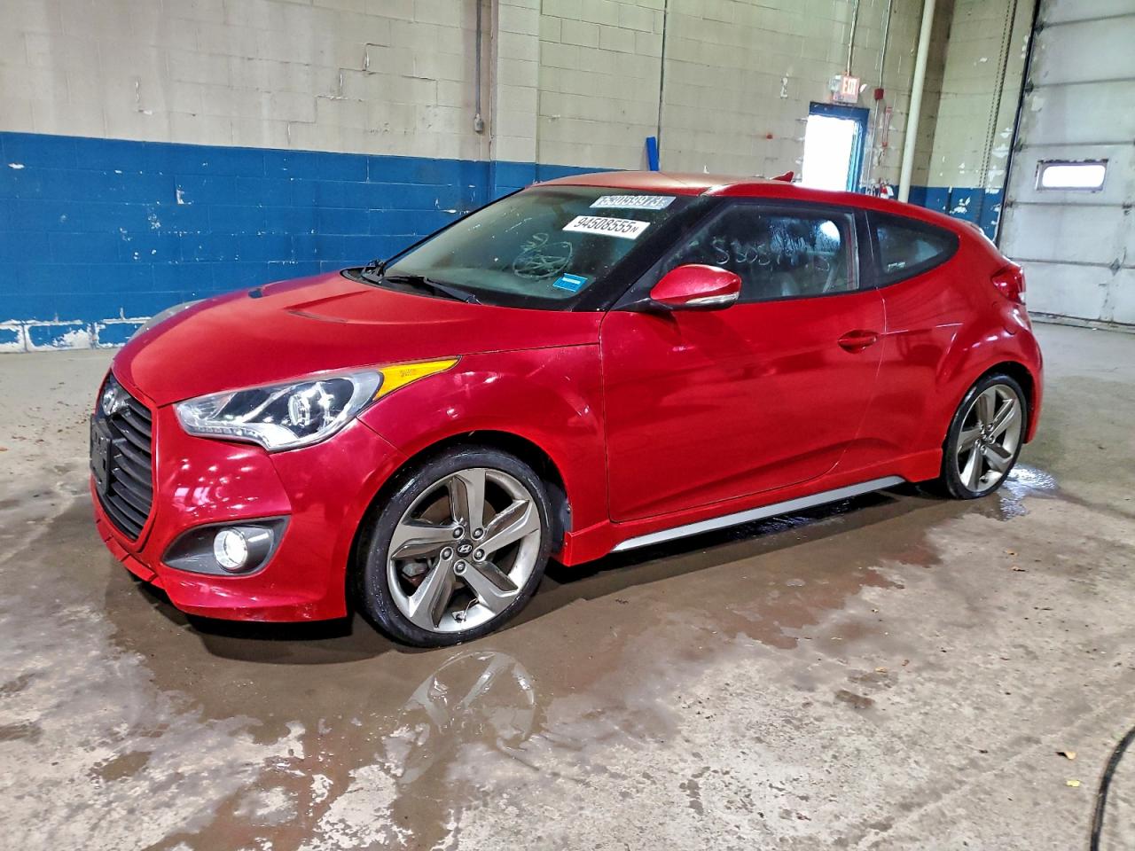 Lot #3297901838 2013 HYUNDAI VELOSTER T