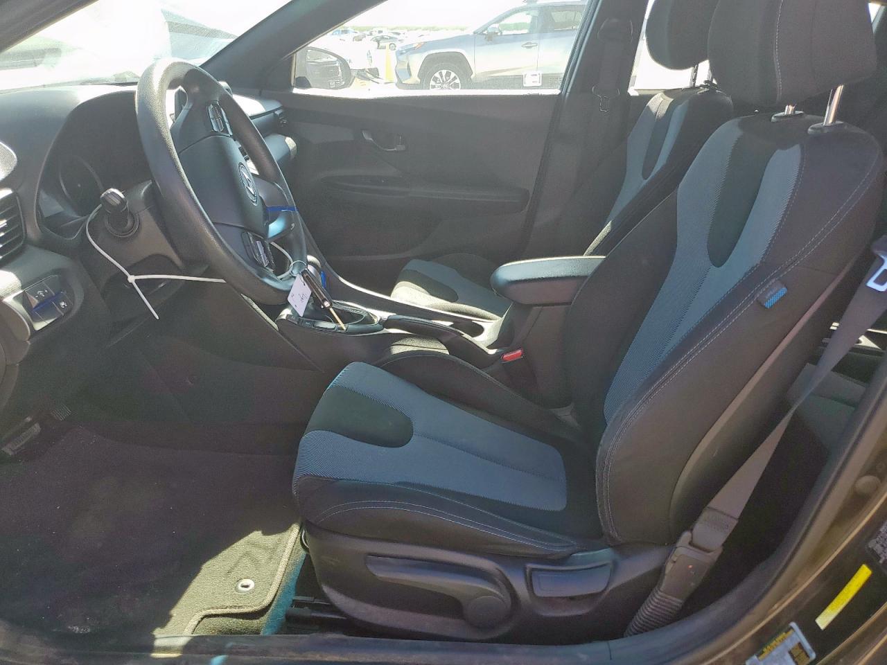 HYUNDAI VELOSTER BASE