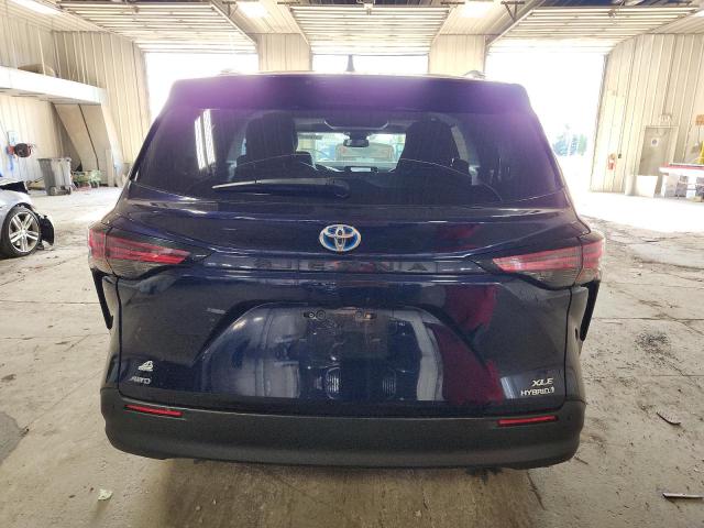2021 TOYOTA SIENNA XLE #3304802352