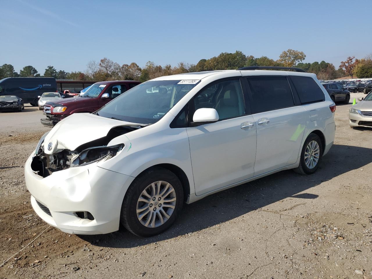 TOYOTA SIENNA XLE
