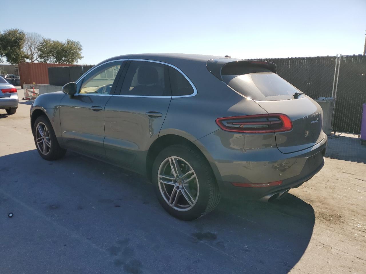 PORSCHE MACAN S