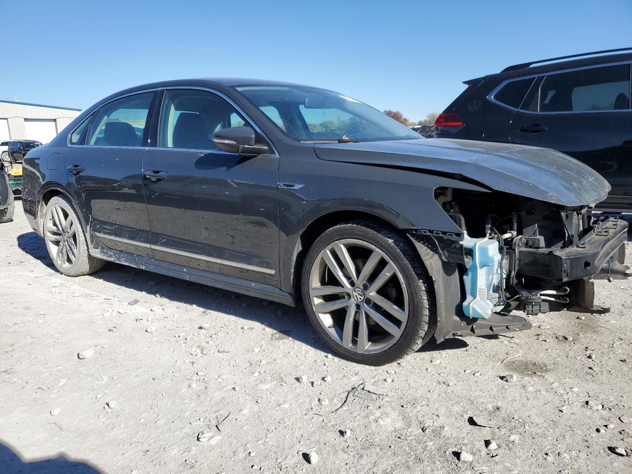 VOLKSWAGEN PASSAT R-LINE