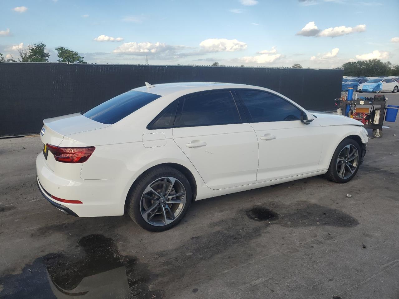 AUDI A4 PREMIUM