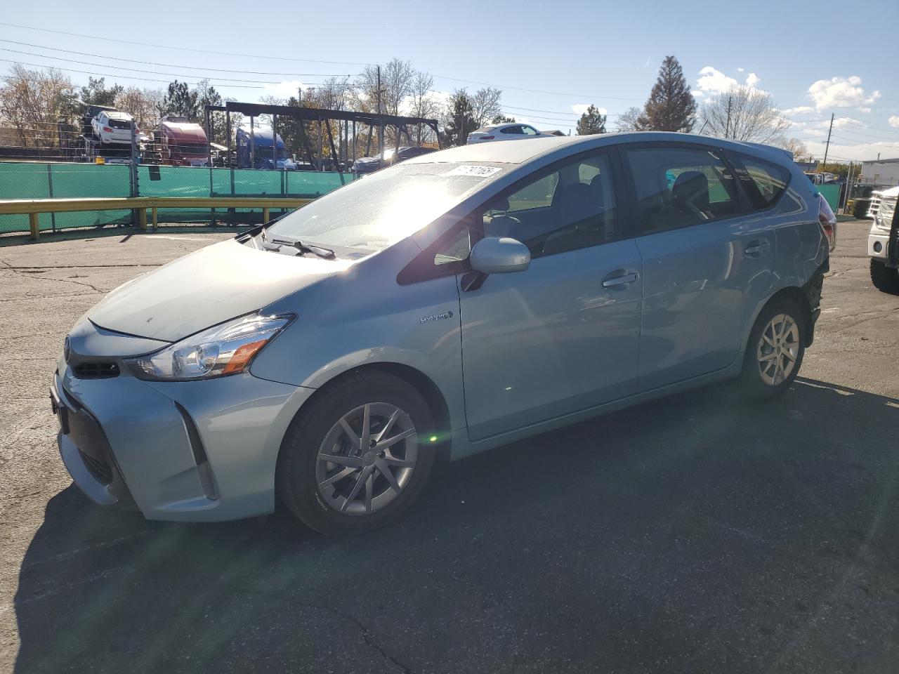 TOYOTA PRIUS V