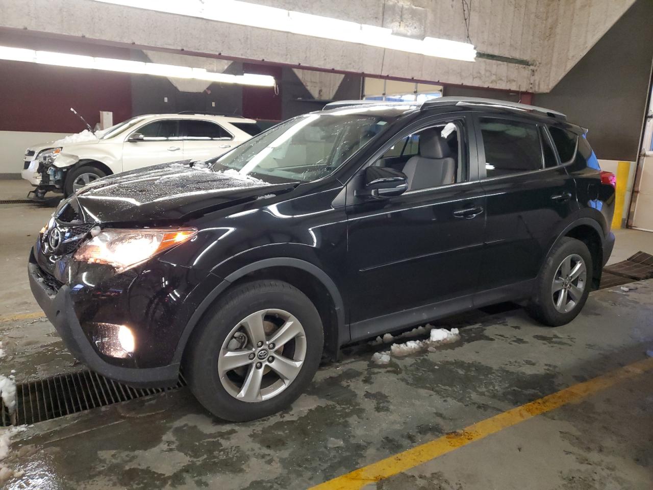 TOYOTA RAV4 XLE
