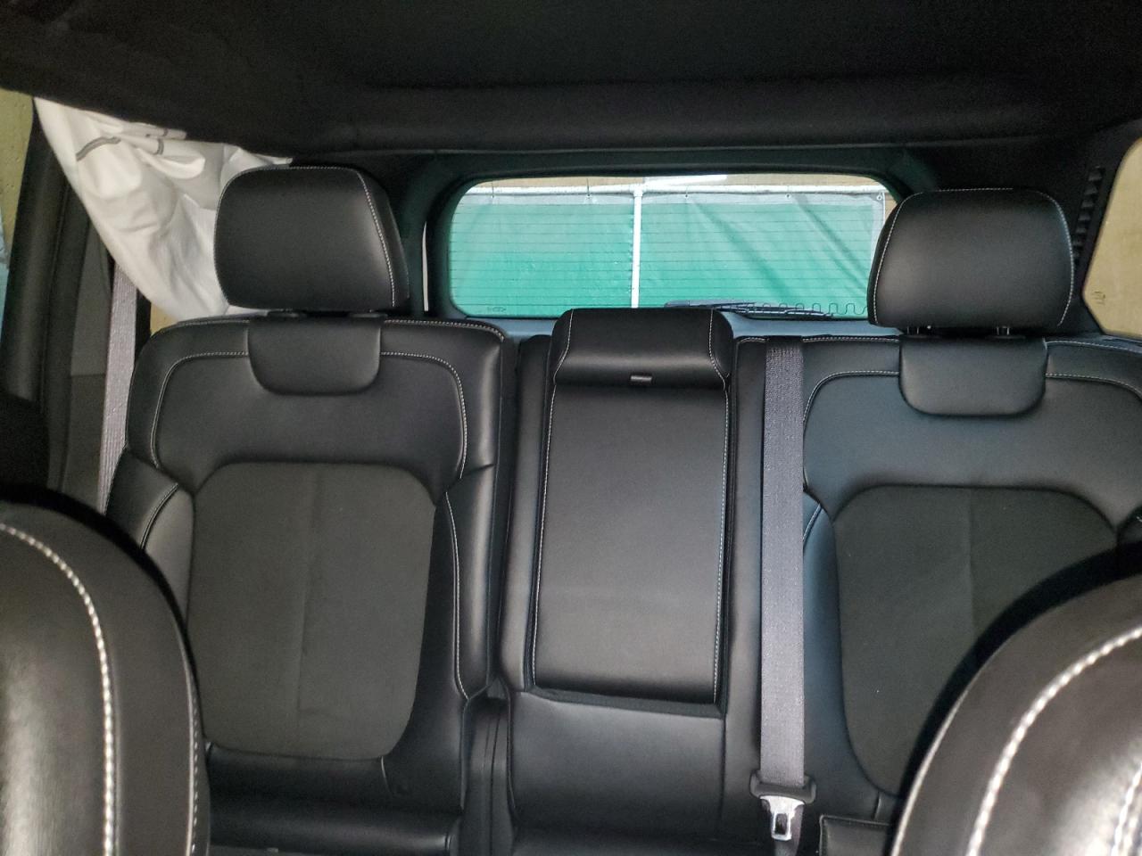 JEEP GRAND CHEROKEE LAREDO