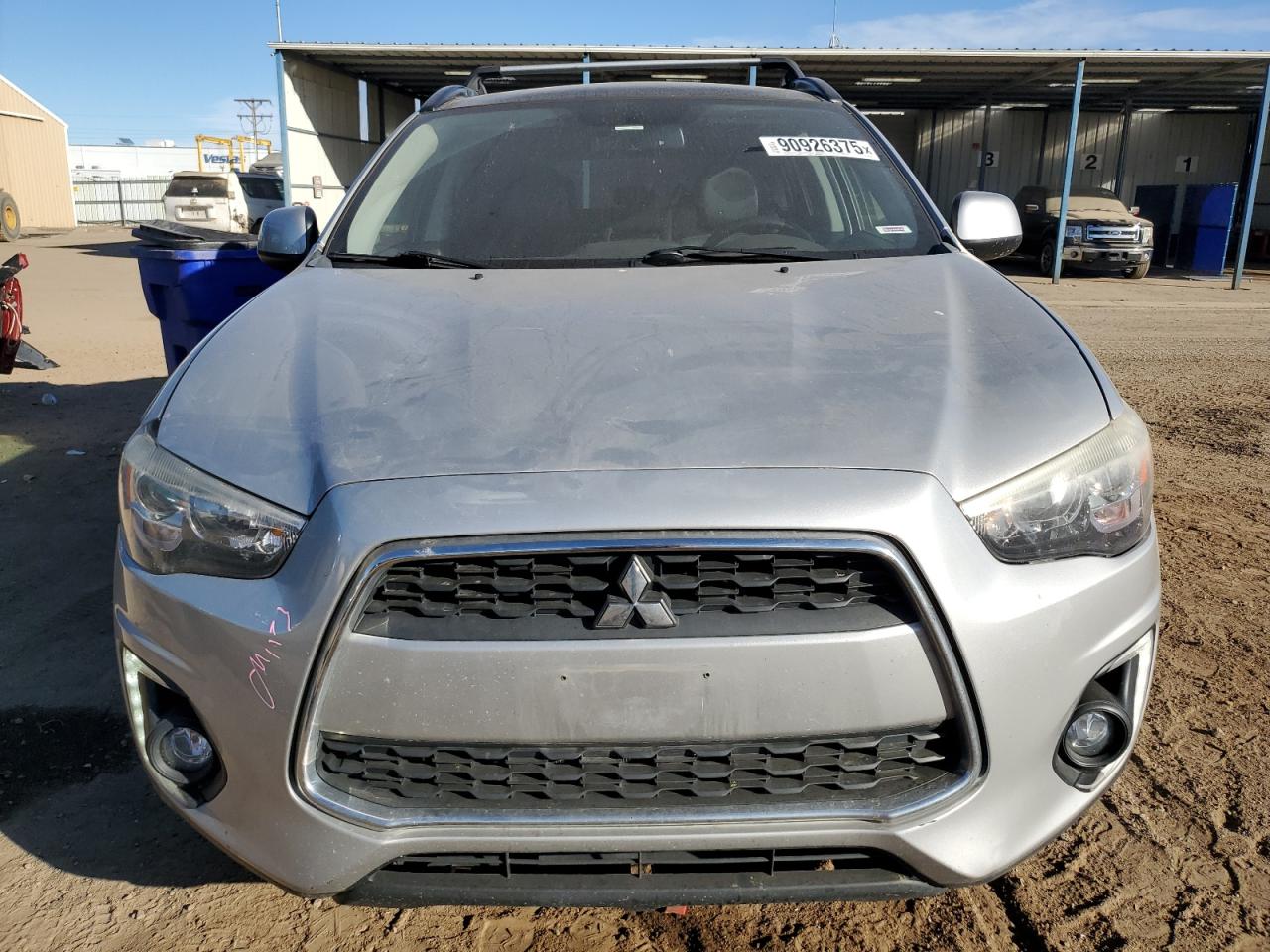 MITSUBISHI OUTLANDER SE