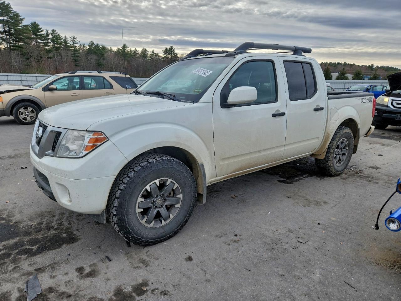 NISSAN FRONTIER S