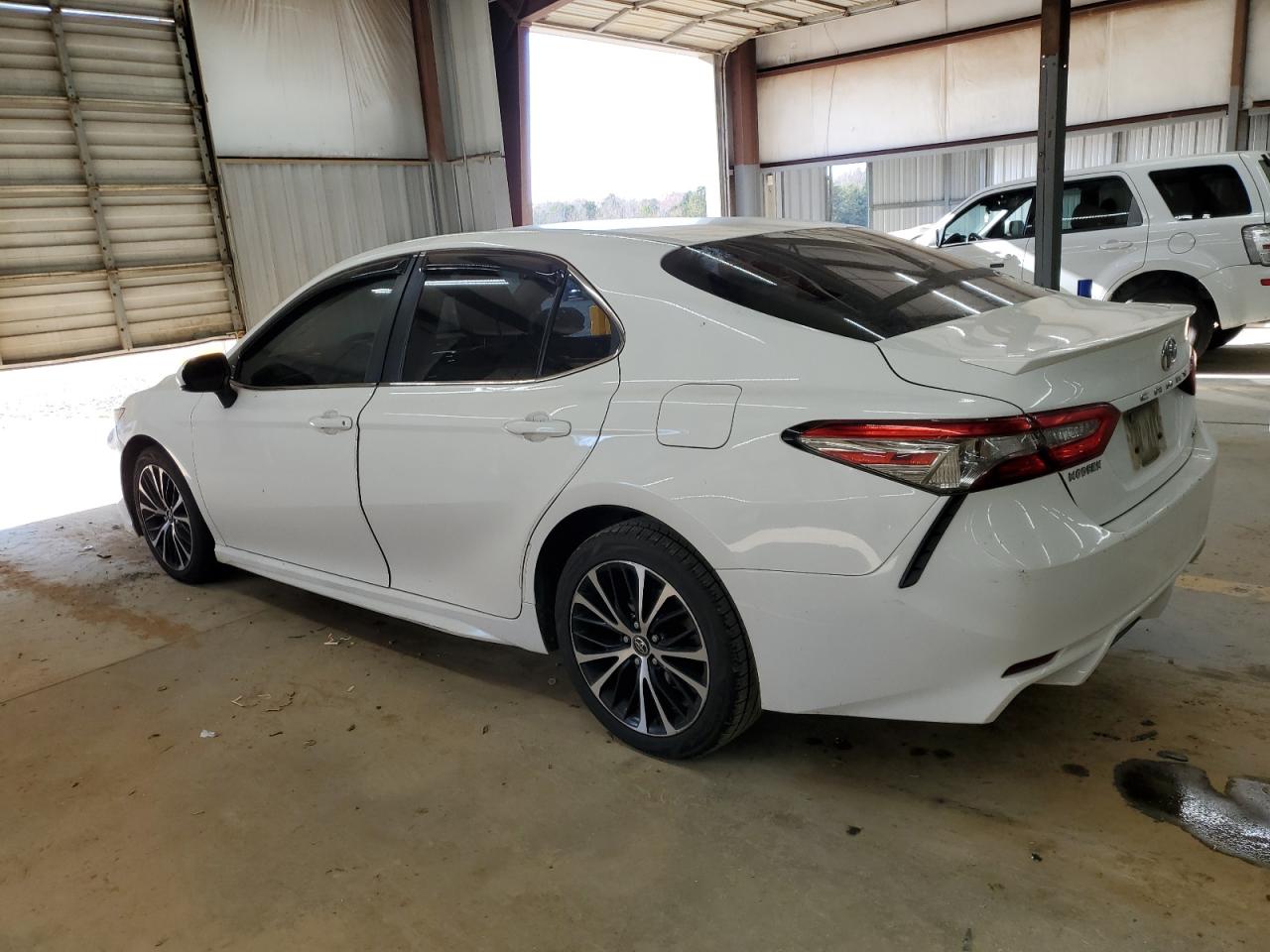Lot #3315677773 2018 TOYOTA CAMRY L