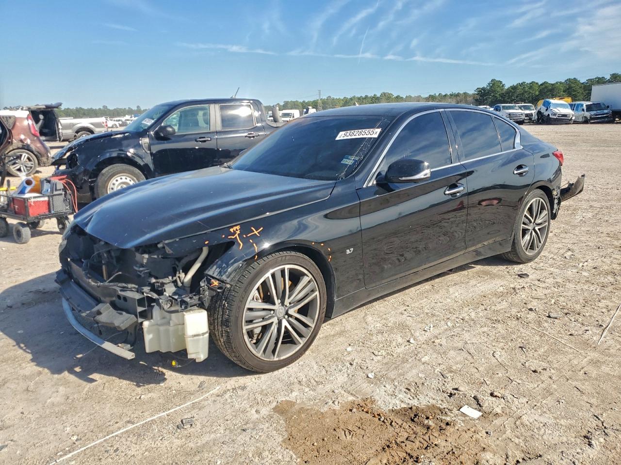 INFINITI Q50 BASE