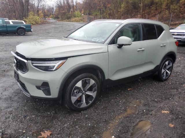 Global Auto Auctions: 2024 VOLVO XC40 PLUS