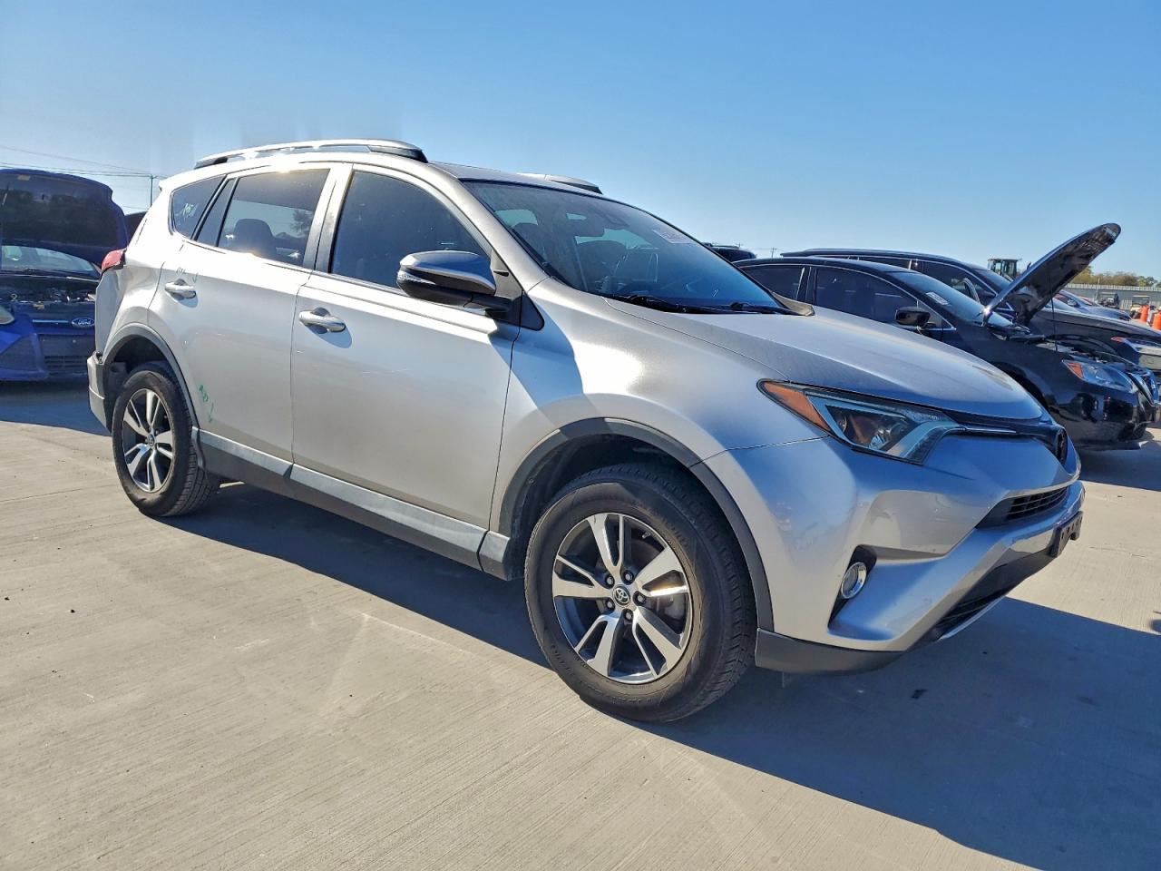 TOYOTA RAV4 XLE