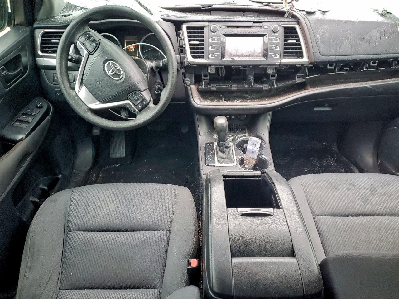 TOYOTA HIGHLANDER LE