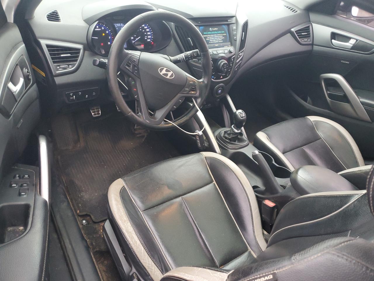 HYUNDAI VELOSTER TURBO