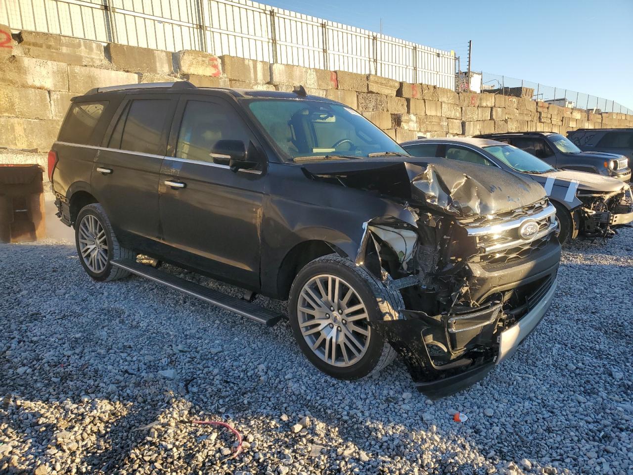 FORD EXPEDITION LIMITED