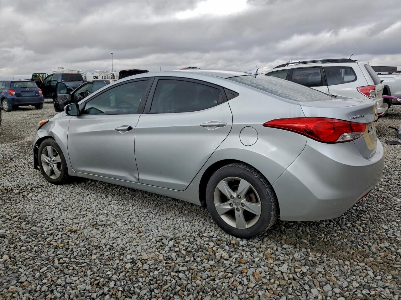 HYUNDAI ELANTRA GLS