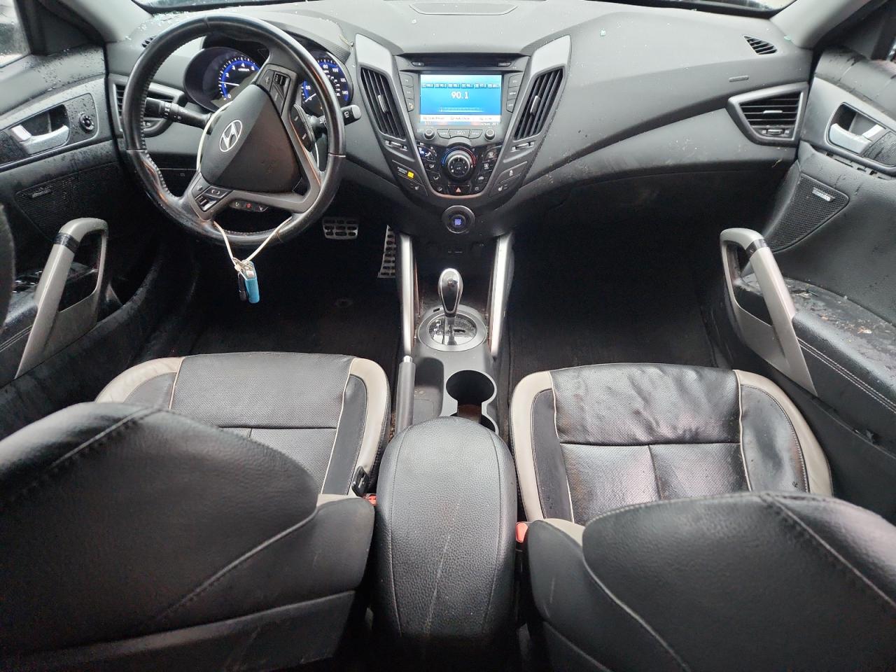 HYUNDAI VELOSTER TURBO