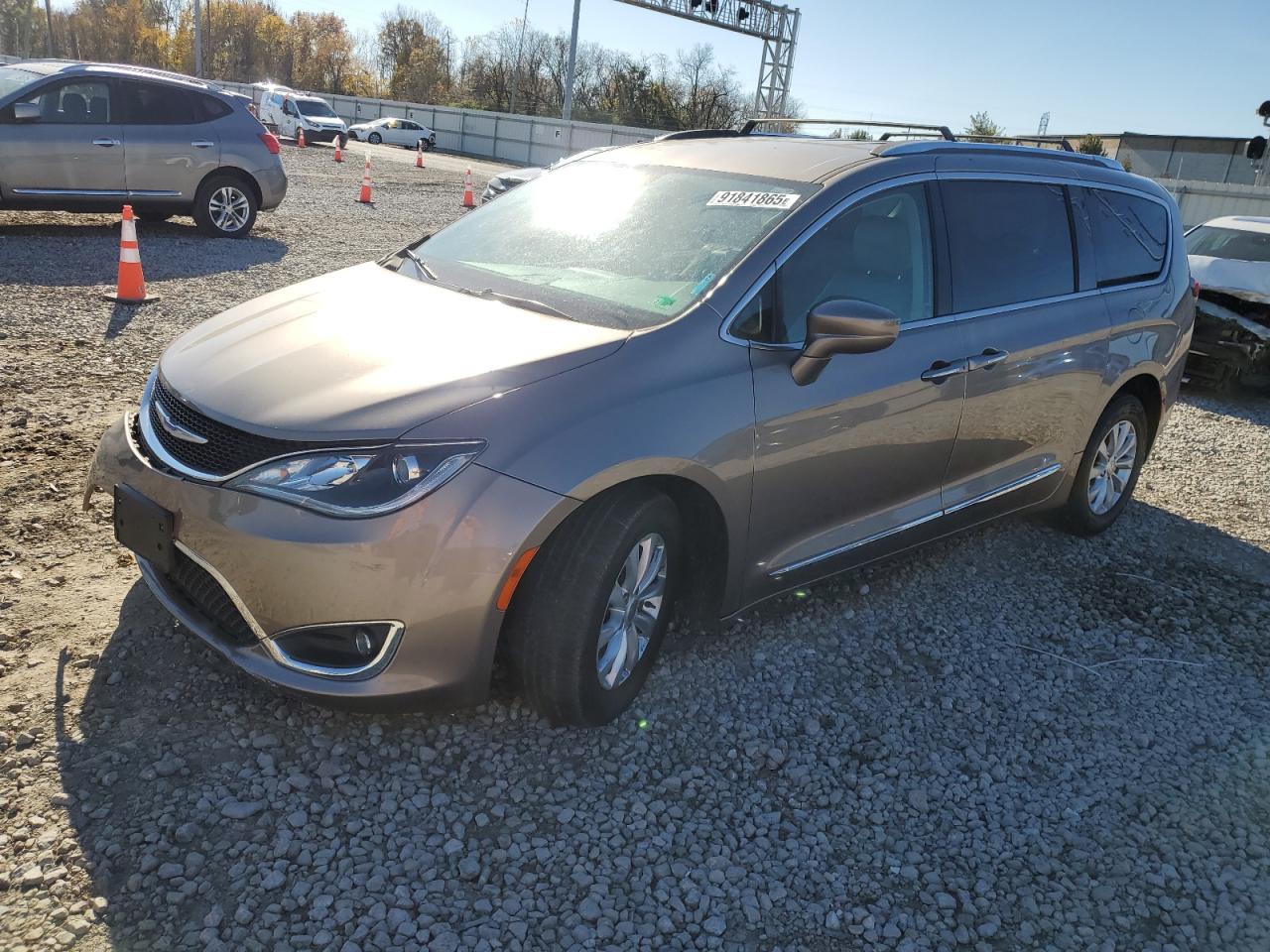 CHRYSLER PACIFICA TOURING L