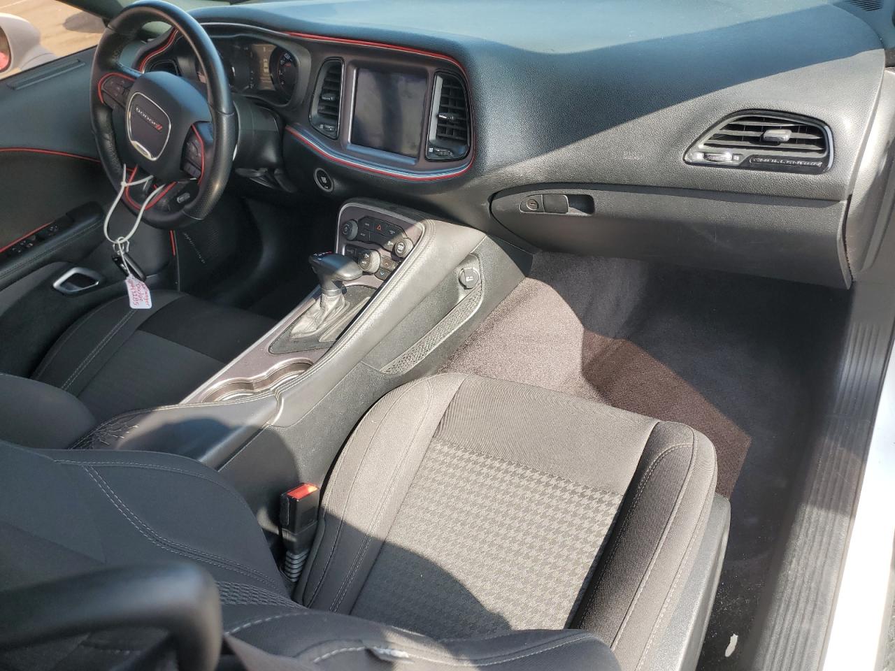 DODGE CHALLENGER SXT