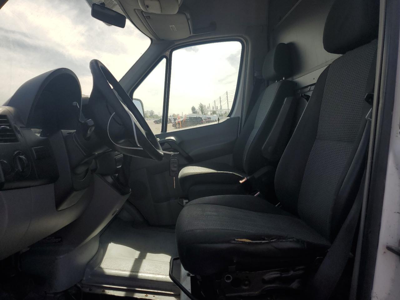 Lot #3310380986 2011 FREIGHTLINER SPRINTER 3
