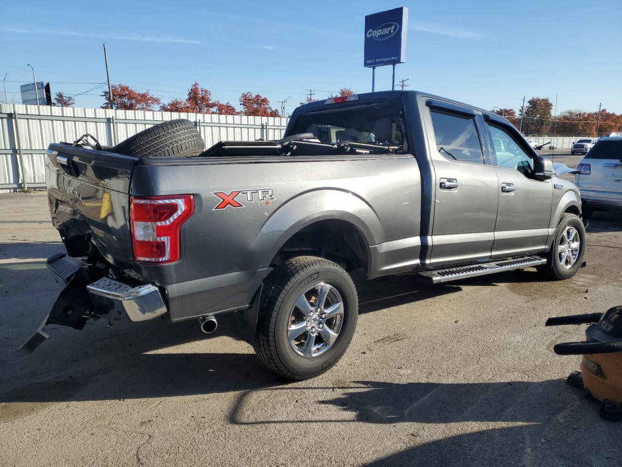 FORD F-150 SUPERCREW
