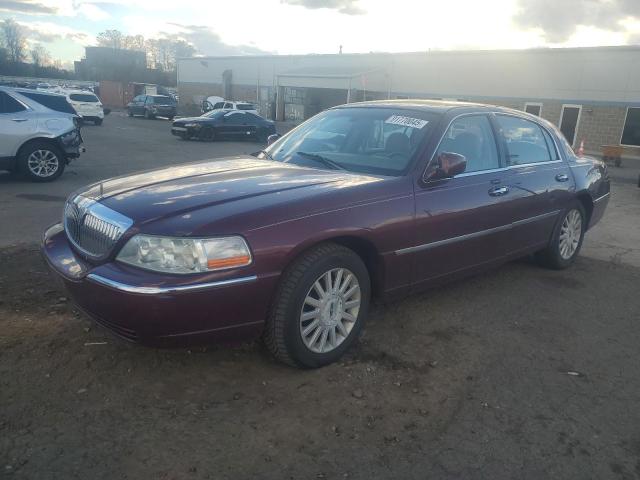 2004 LINCOLN TOWN CAR E #3296225422