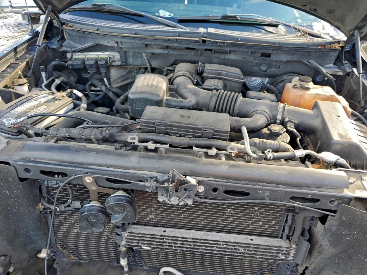 FORD F-150 SUPERCREW