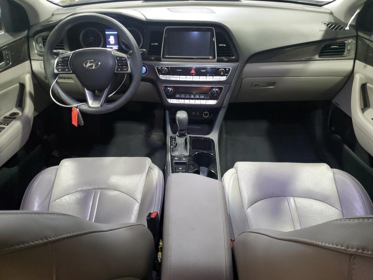 HYUNDAI SONATA SPORT