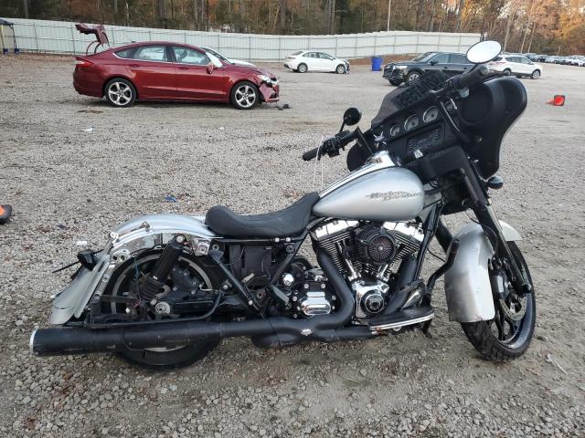 Global Auto Auctions: 2014 HARLEY-DAVIDSON FLHX STREE