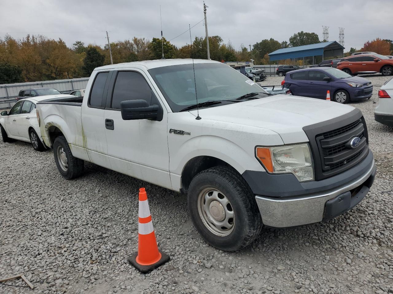 FORD F-150 SUPER CAB