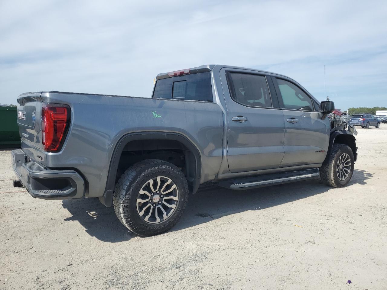 GMC SIERRA K1500 AT4