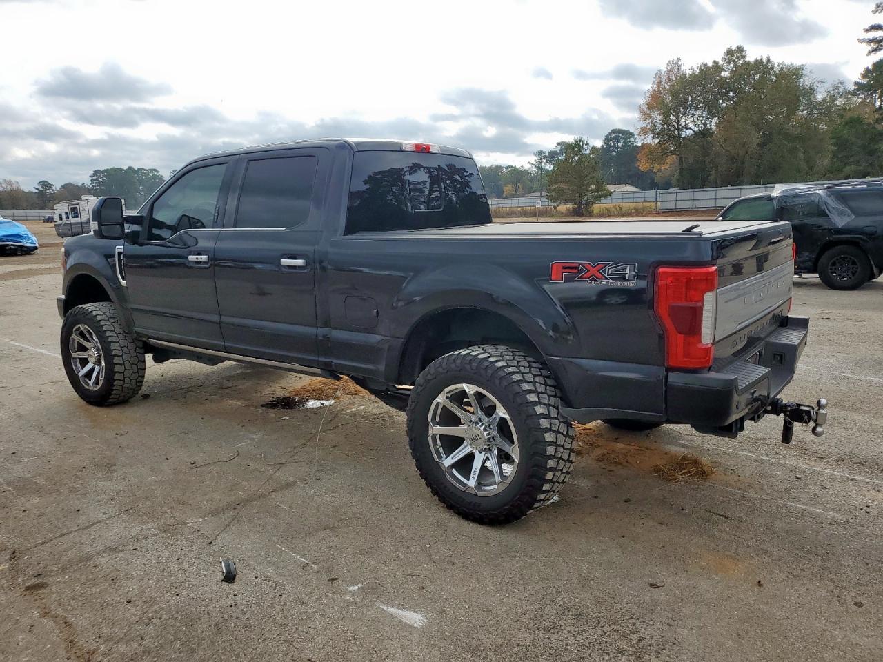 FORD F-250 SUPER DUTY