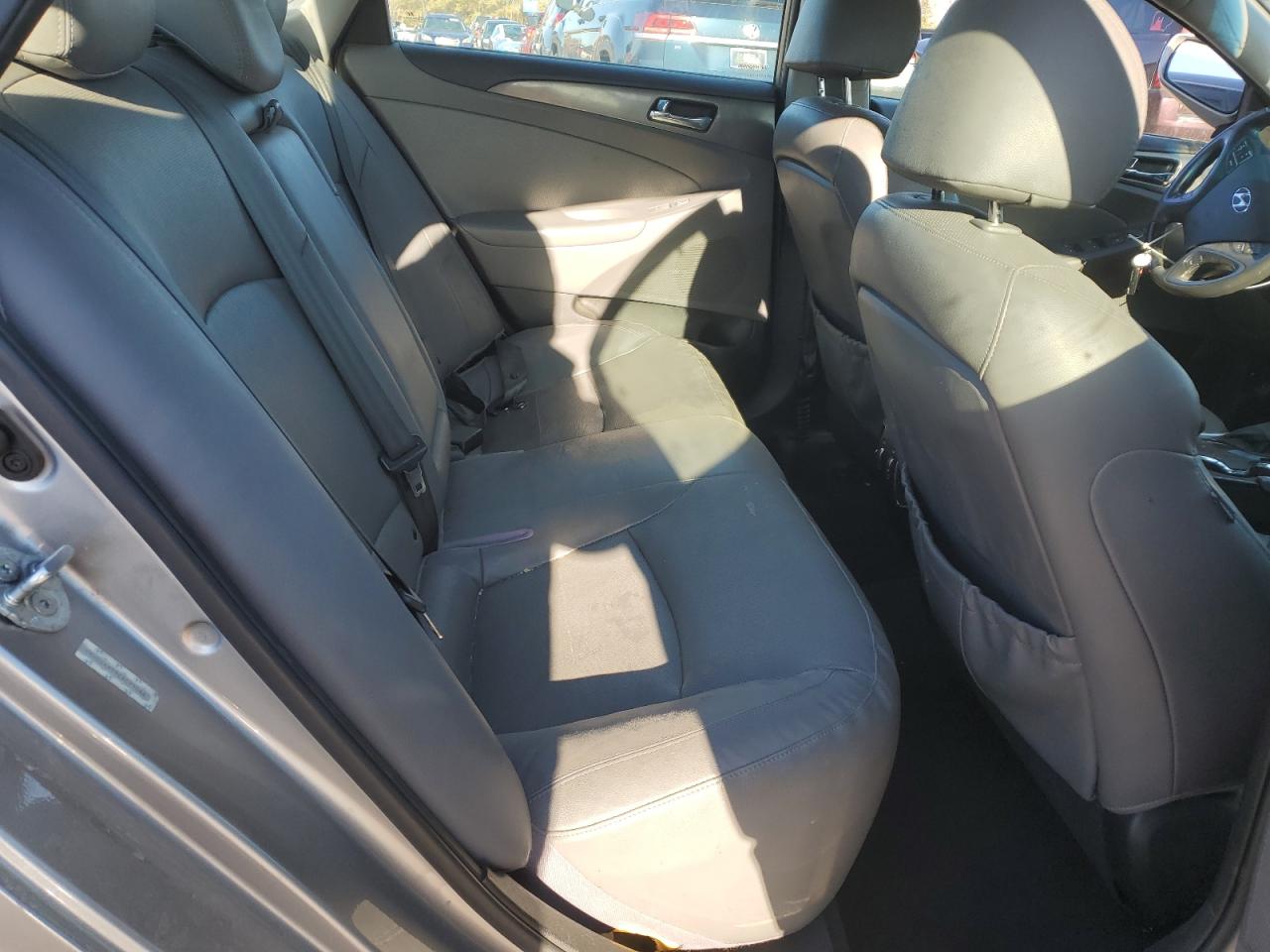 HYUNDAI SONATA HYBRID