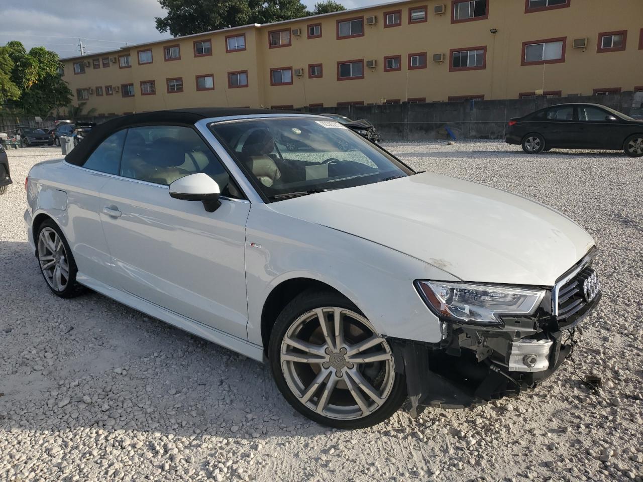 AUDI A3 PREMIUM PLUS