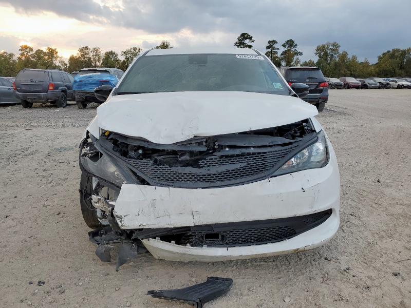 2025 CHRYSLER VOYAGER LX #3293273424