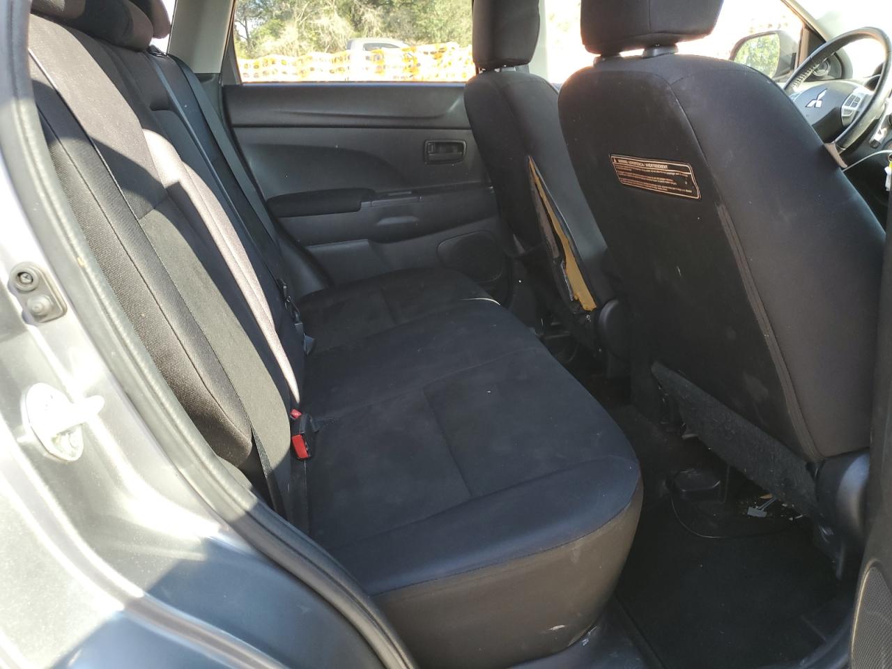 MITSUBISHI OUTLANDER ES