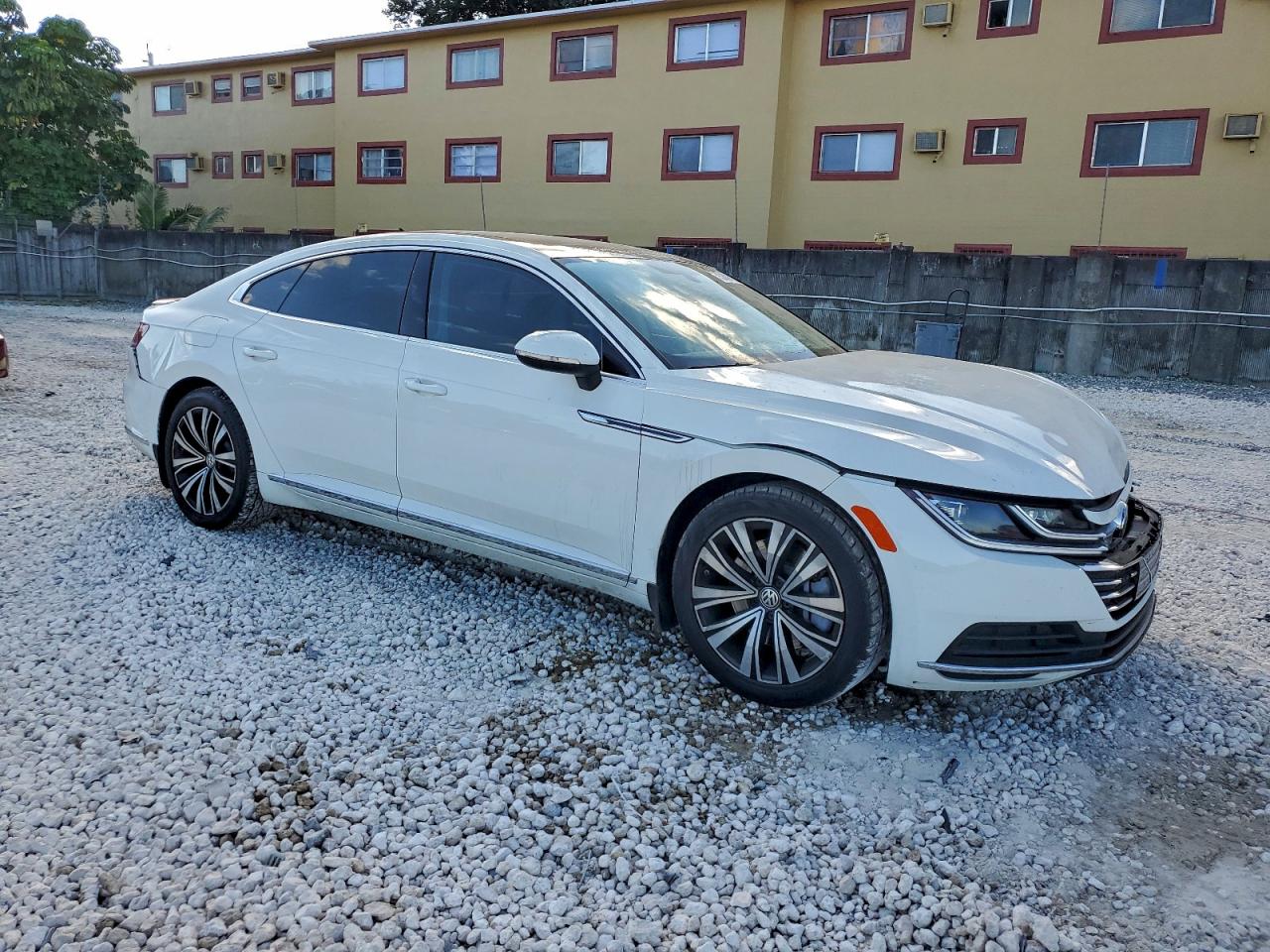 VOLKSWAGEN ARTEON SEL