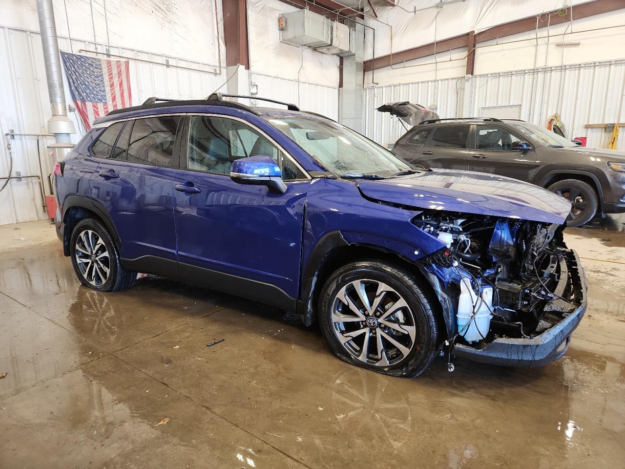 TOYOTA COROLLA CROSS XLE