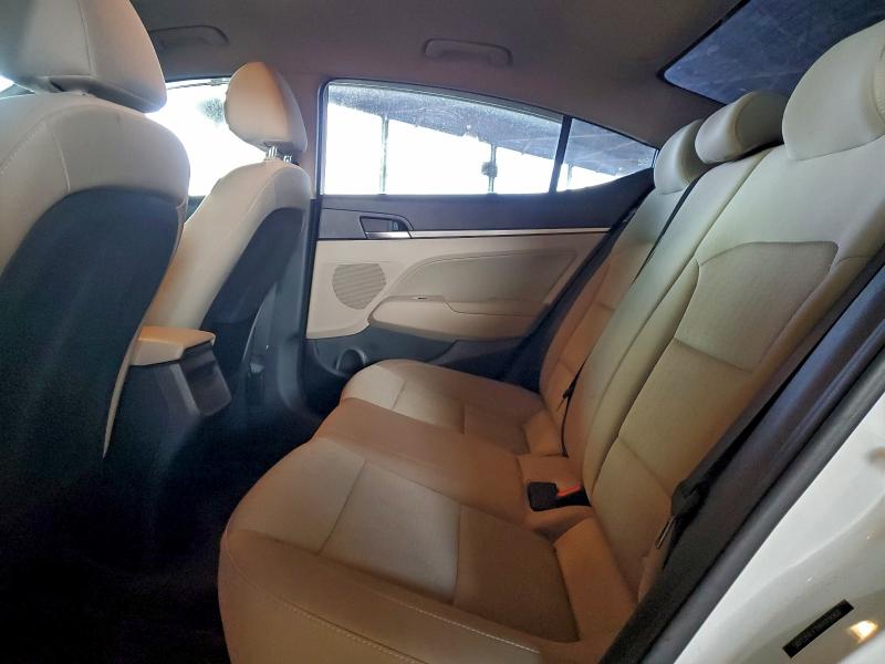 2017 HYUNDAI ELANTRA SE #3298045169