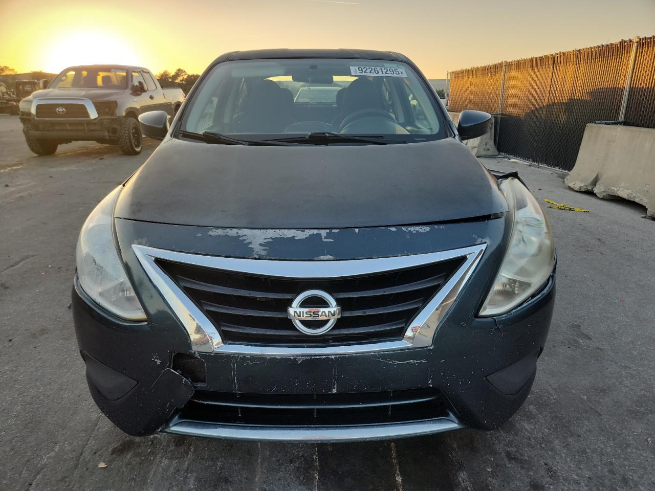 NISSAN VERSA S